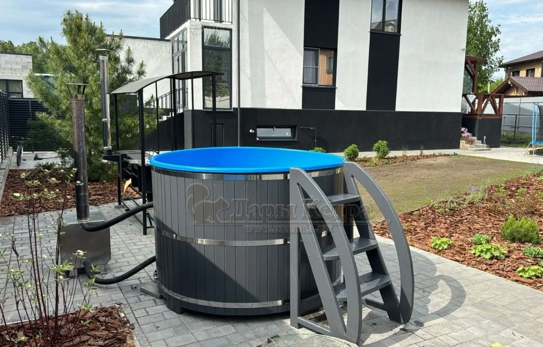 Фурако круглая из кедра с термопластиковой вставкой с внешней печью